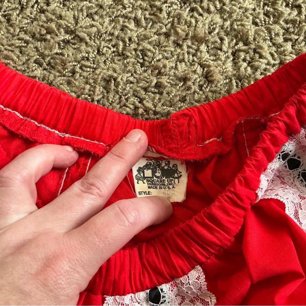 Vintage Red Circle Skirt, Lace & Bows, Medium-Large, Dolly, Grunge, Square Dance - Picture 3 of 8